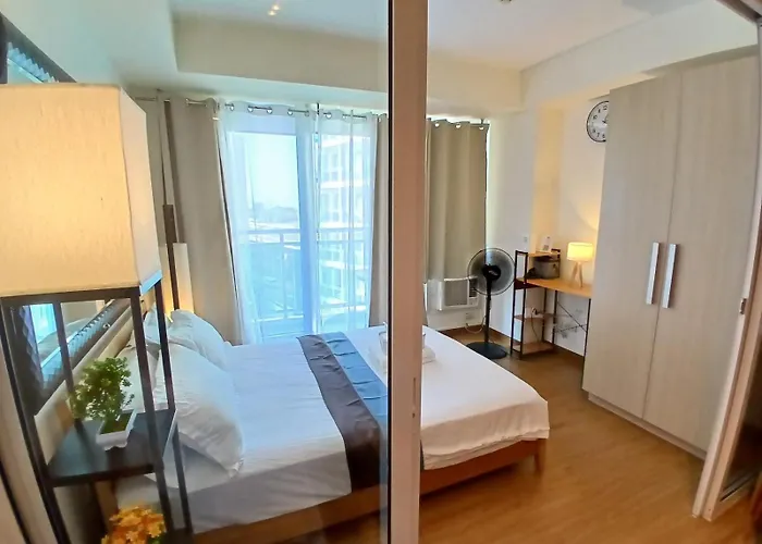 Apartahotel 1br Condotel In Azure Urban Near Naia #bh5 Manila