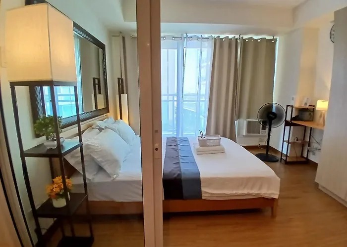 Apartahotel 1br Condotel In Azure Urban Near Naia #bh5 Manila